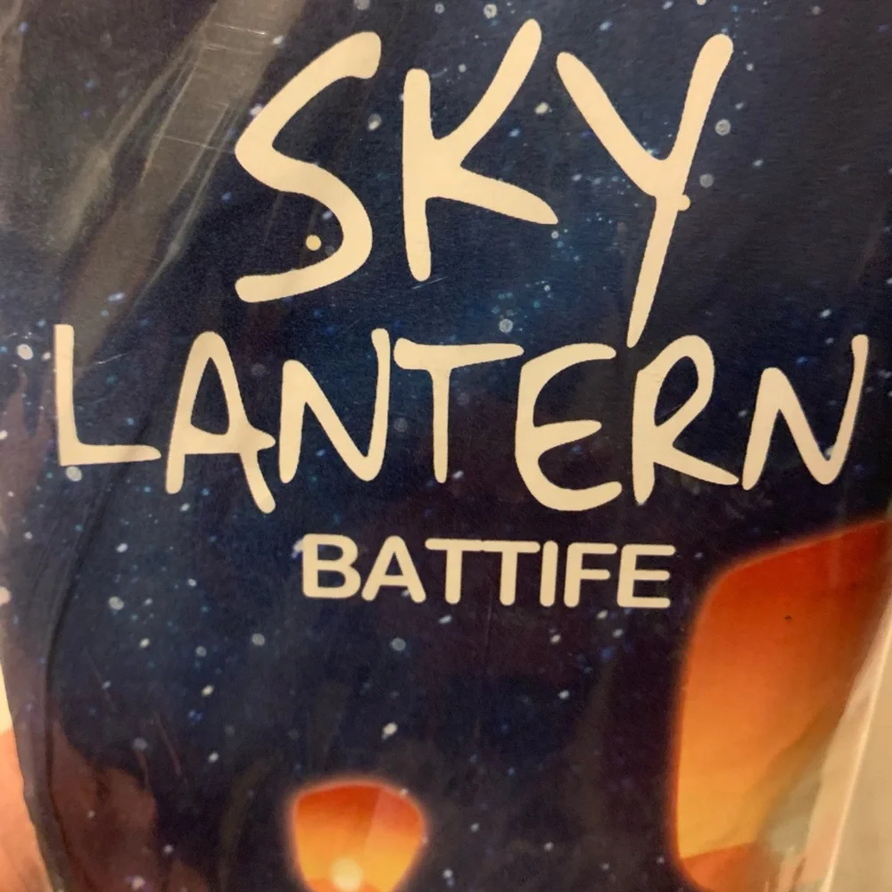 NEW. 2 Packs Sky Lanterns